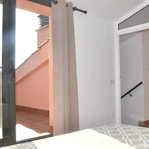 https://duplex-double-terrasse-et-balcon-au-coeur-du-delta-de-lebre.catalonia-hotels.com